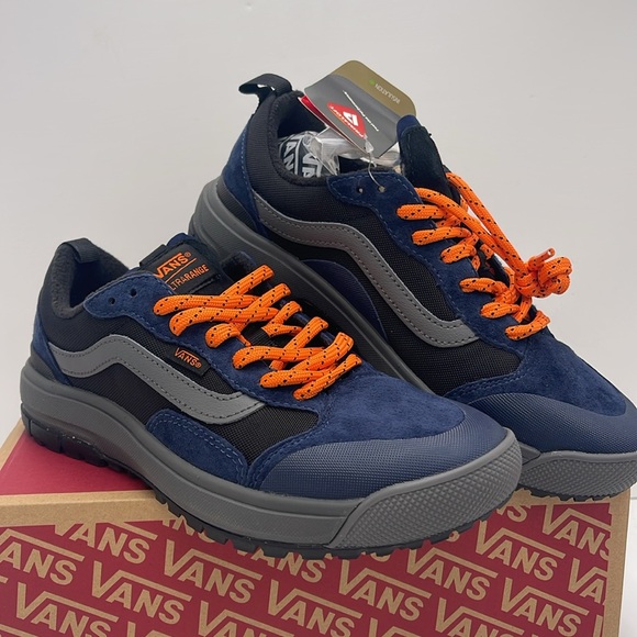 Vans WMNS Blue and Orange Sneakers Ultrarange Exo
Dress Blues/Black
VN0A5KS4LKV - Picture 4 of 16